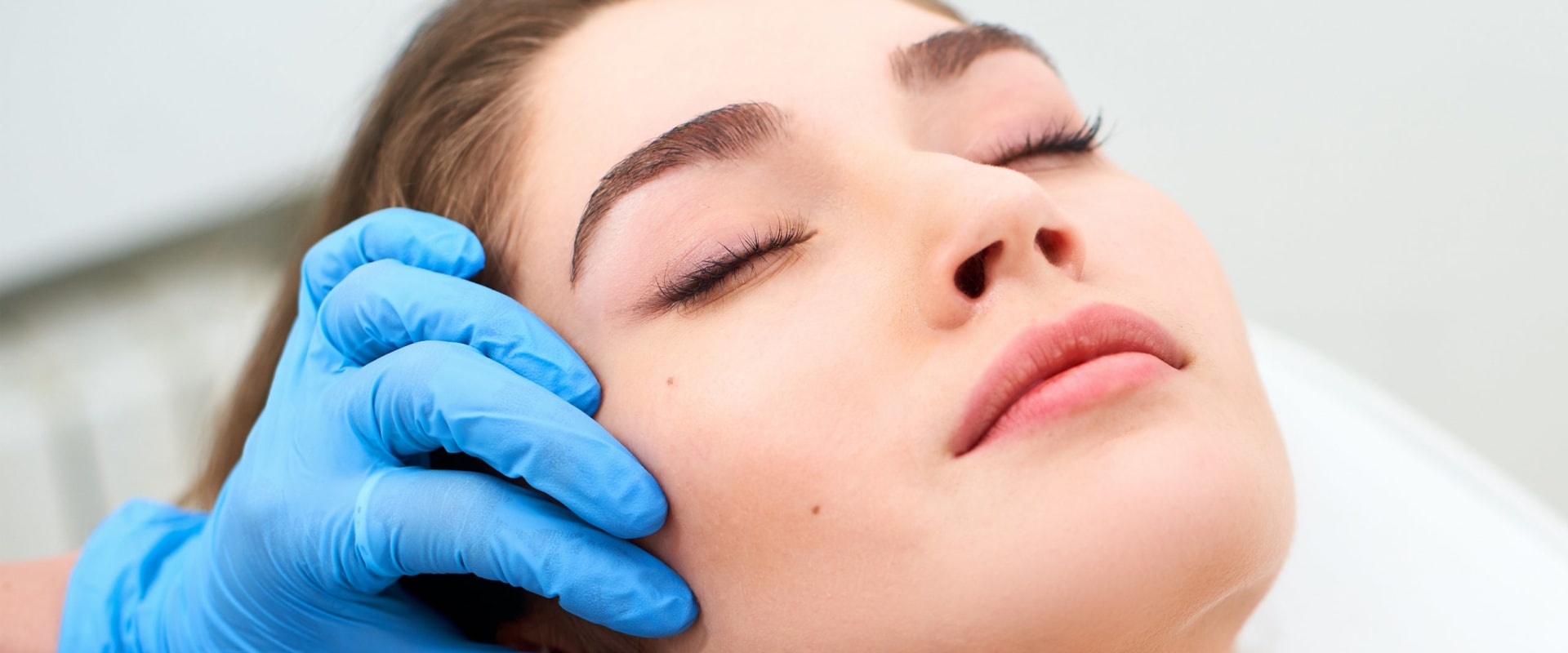 The Influence of Cleopatra Contour Plastic Surgery in Modern Beauty